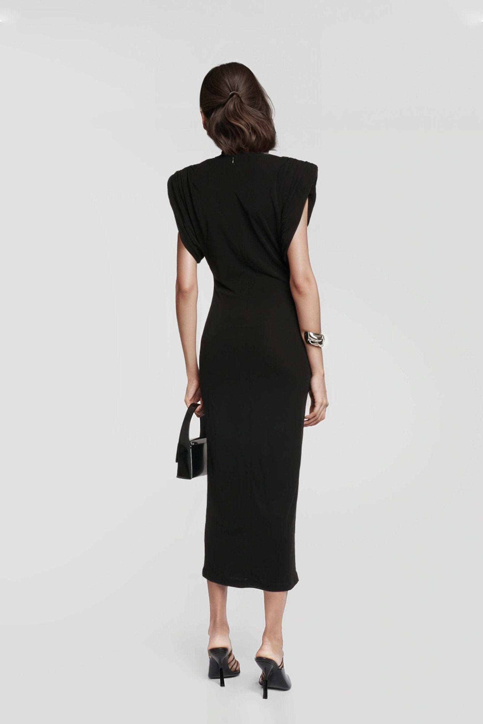 Chic black dress made from high-quality polyester jersey fabric.